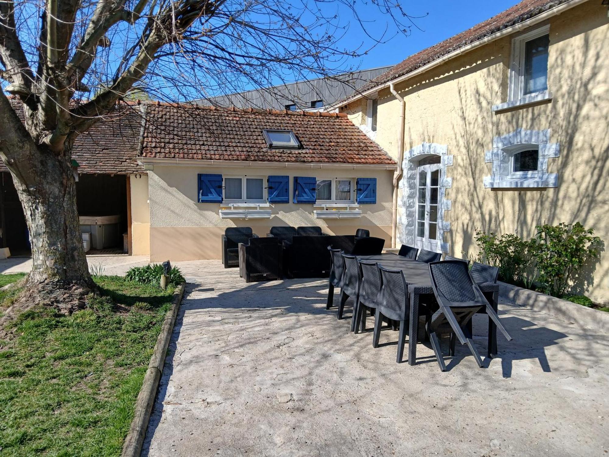 Bed and Breakfast Au Bord De L'Eau Ecluzelles Exterior foto